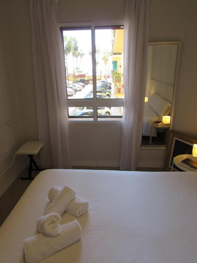 Apartament A 50 Metros De La Playa Malagueta Con Vistas Al Mar Màlaga