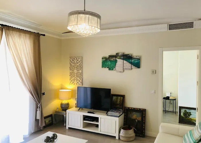 Apartamento A 50 Metros De La Playa Malagueta Con Vistas Al Mar